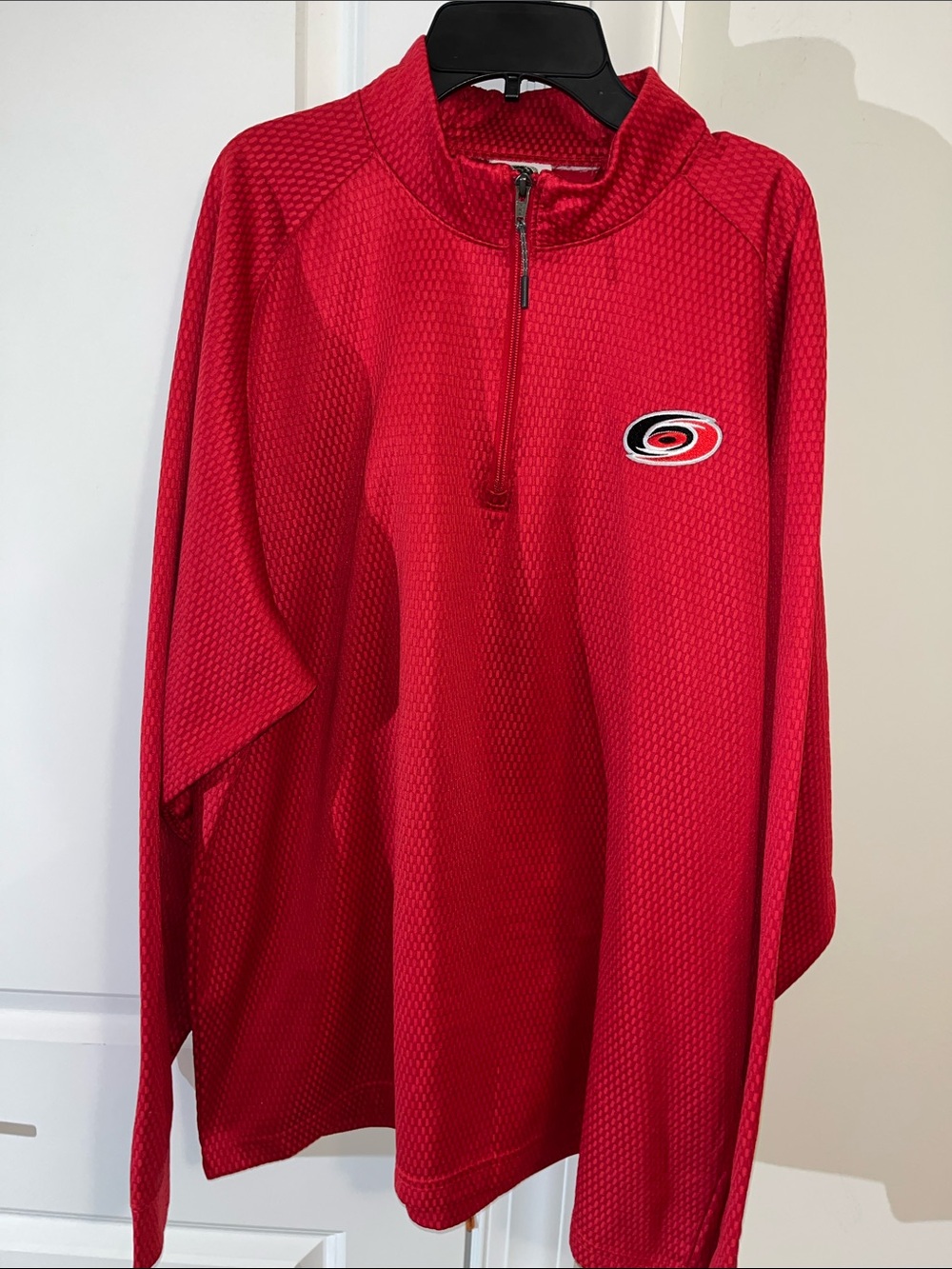 Red NFL Hockey Carolina Hurricanes LS T neck 1/4 zipper Shirt sweatshirt XXL 2XL